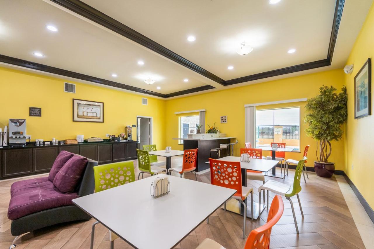 קוטולה Residency Suites מראה חיצוני תמונה
